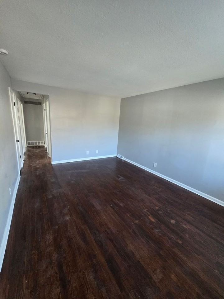 4808 Richmond Ave - Photo 5 of 24