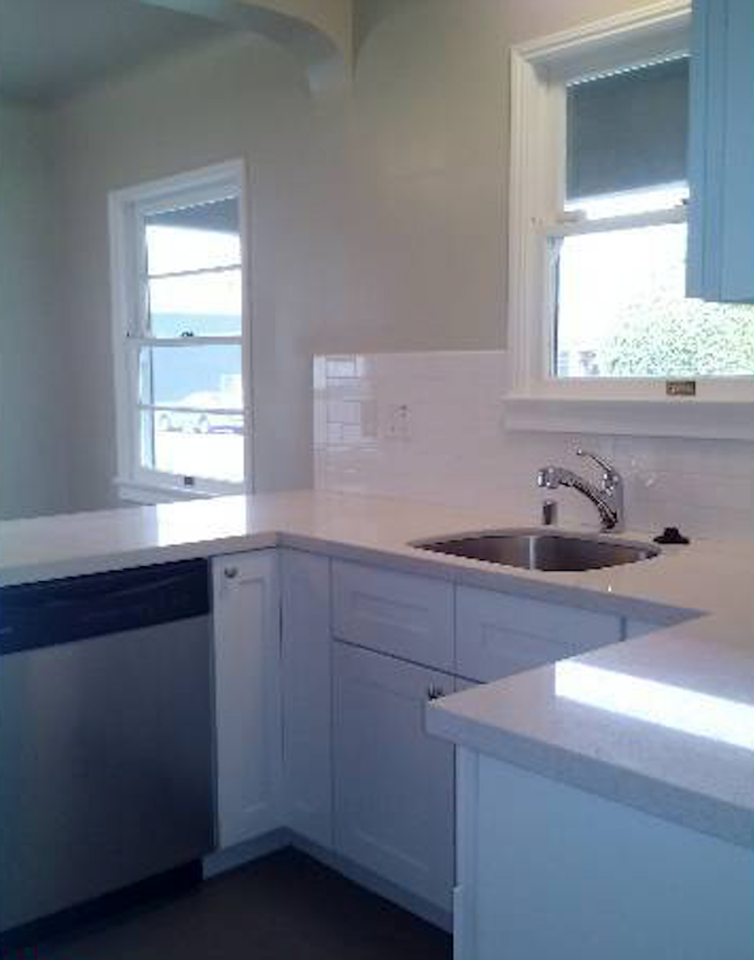 3541 Wesley St - Photo 5 of 16