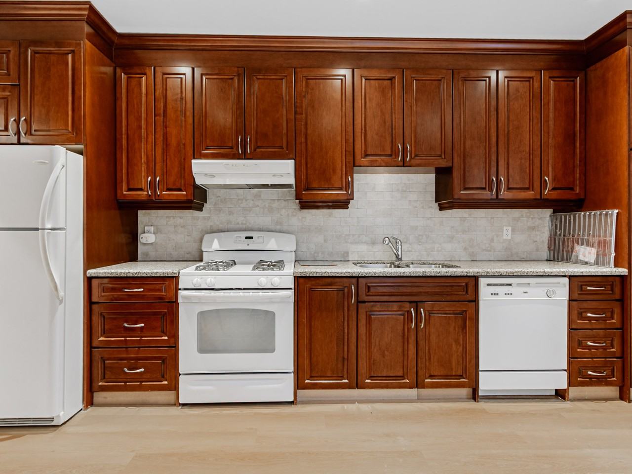 135 Bellwoods Avenue #1 - Photo 2 of 12