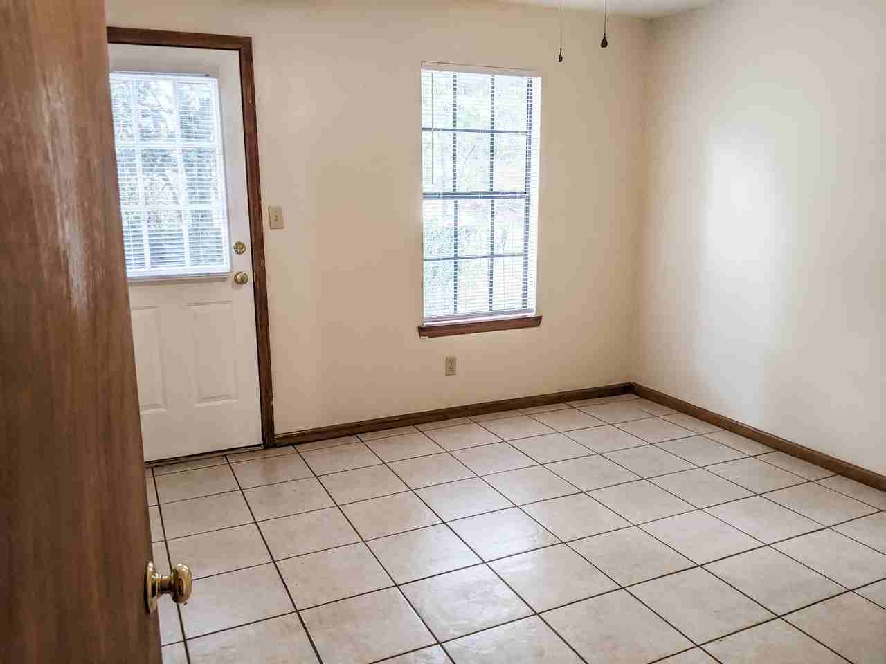 1098 Rockbrook Ct #1 - Photo 2 of 48