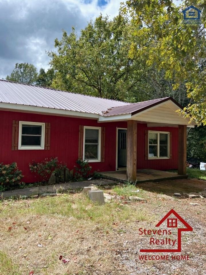 4713 Three Island Rd - Photo 2 of 28