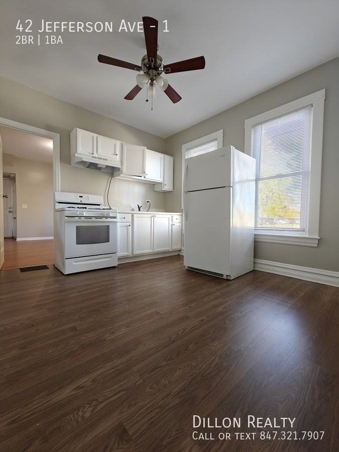 42 Jefferson Ave #1 - Photo 3 of 9
