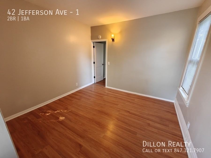 42 Jefferson Ave #1 - Photo 6 of 9