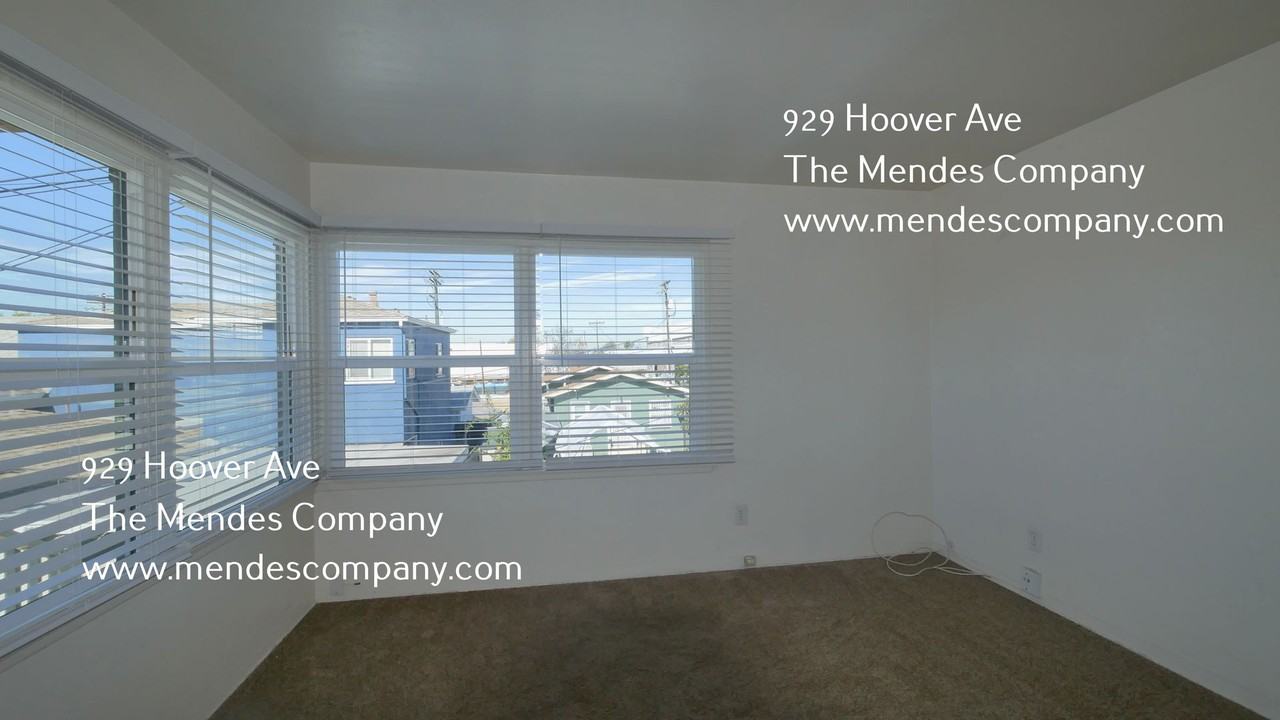 929 Hoover Ave - Photo 2 of 14