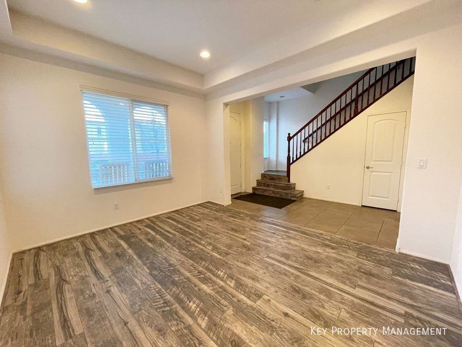 1829 Cape Cod Landing Dr - Photo 4 of 40