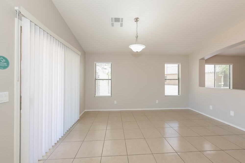 2230 S 63rd Dr - Photo 6 of 15