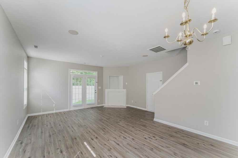 13107 Ambrosia St - Photo 6 of 17