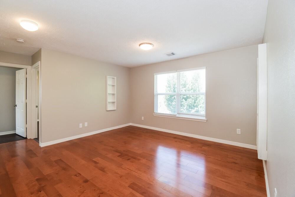 2014 Harbour Cove Dr - Photo 7 of 17