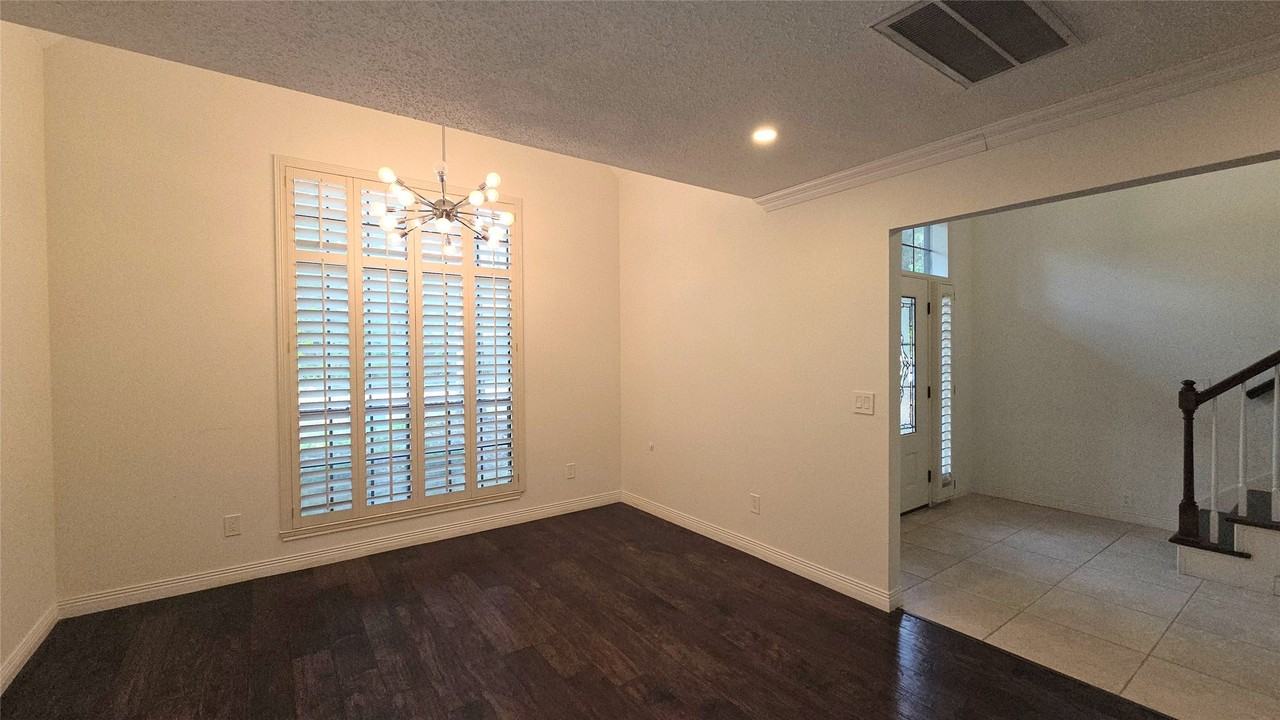 54 Thorn Berry Pl #54 - Photo 4 of 32