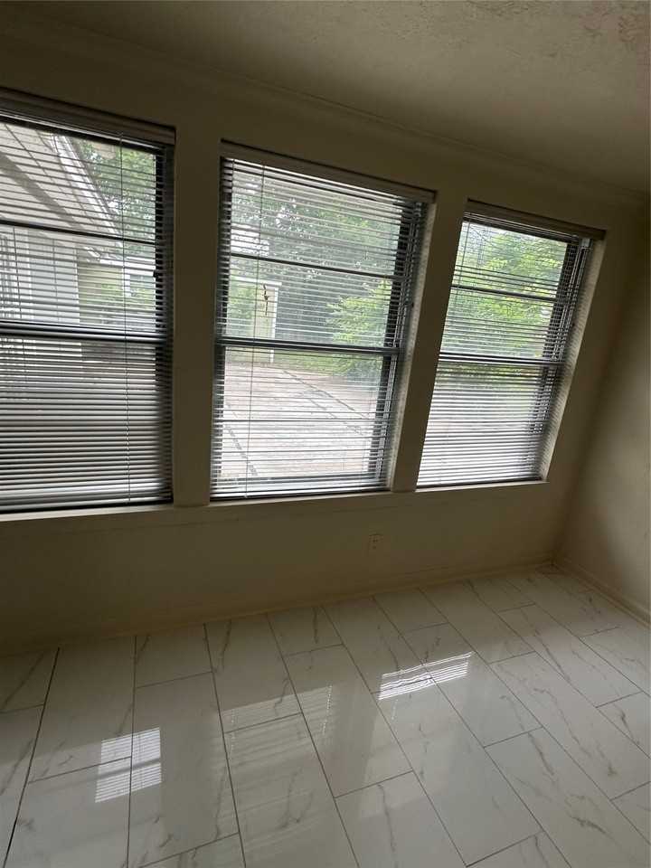 3611 Broadmead Dr #3611 - Photo 4 of 24