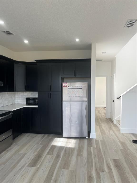 550 Monroe Cir #550 - Photo 3 of 15