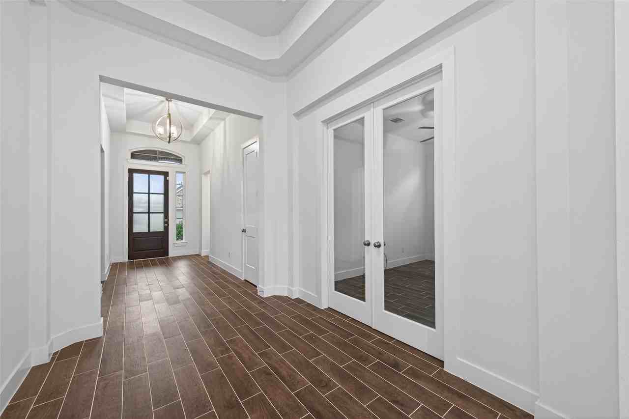 18338 Tiger Flowers Dr #18338 - Photo 2 of 50