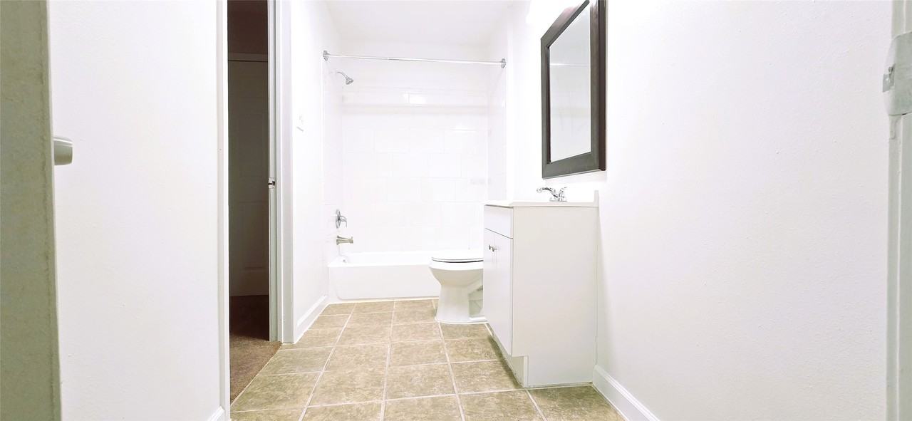 9410 Rosehaven Dr #9410 - Photo 5 of 8