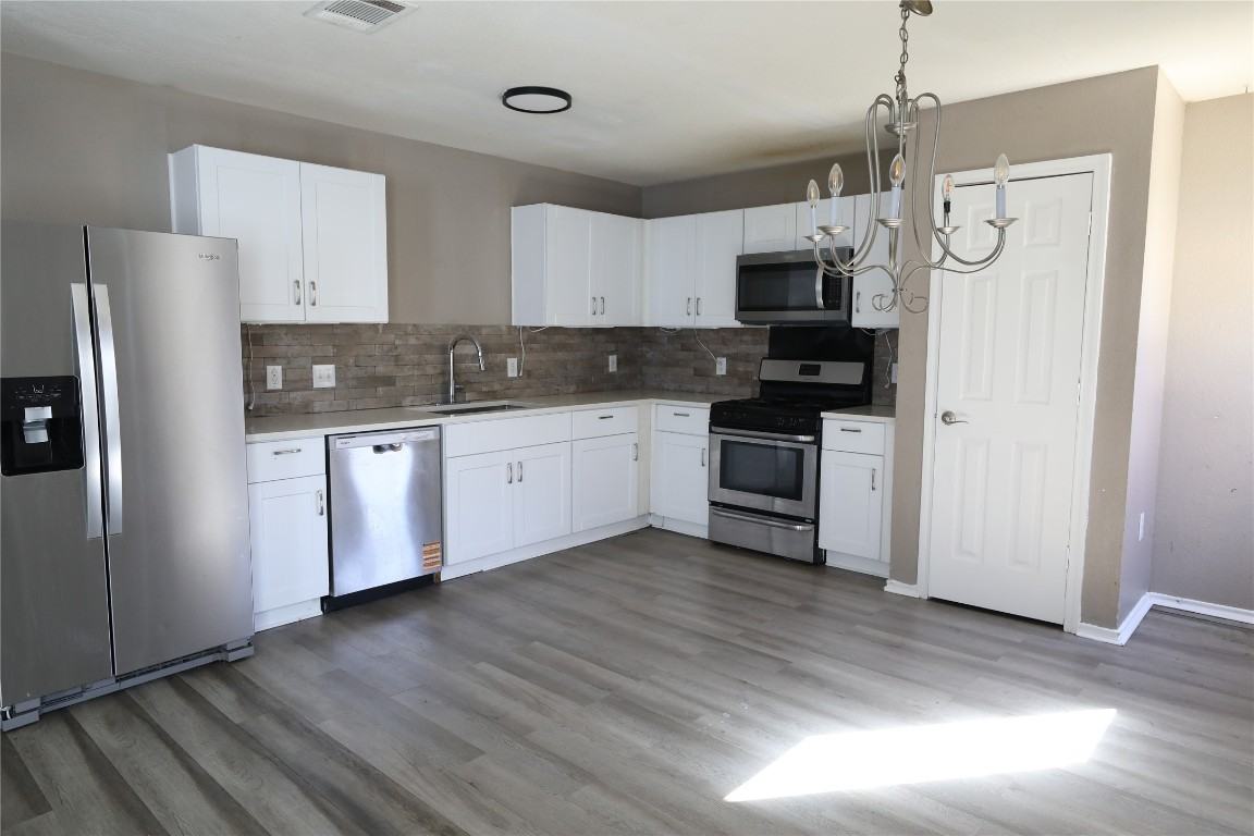 5621 Abby Ann Ln #5621 - Photo 4 of 6