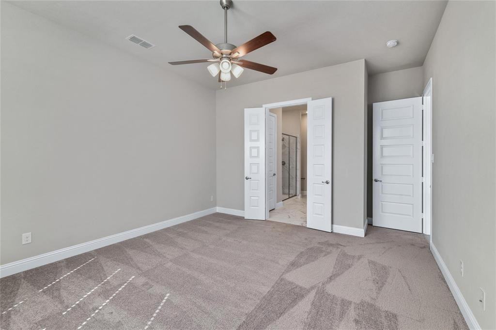 206 Miramar Ave #206 - Photo 3 of 23