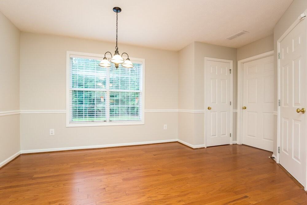 4061 Edenbrooke Cir - Photo 5 of 15