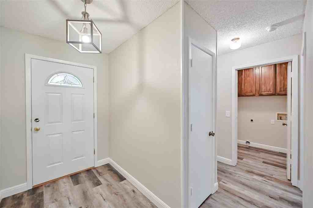 1352 Breckenridge Rd #1352 - Photo 3 of 28
