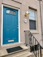 featured image of 1302 N Randolph St