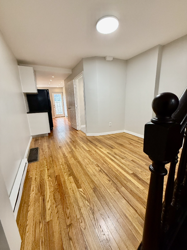 1302 N Randolph St - Photo 7 of 46