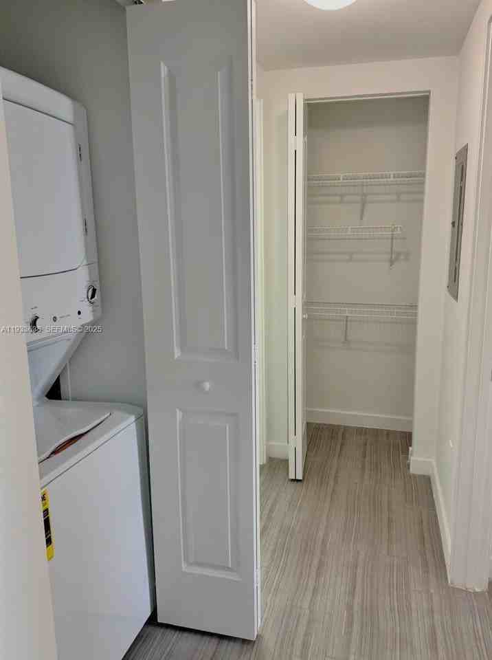 1776 Polk St #1776-1605 - Photo 7 of 19