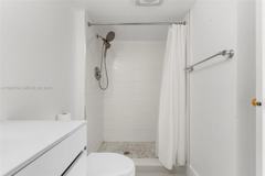 3401 N Country Club Dr - Photo 1 of 1