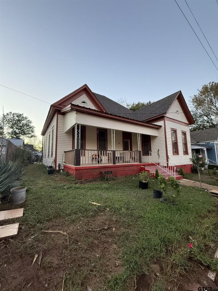 707 N John St #707 - Photo 3 of 13