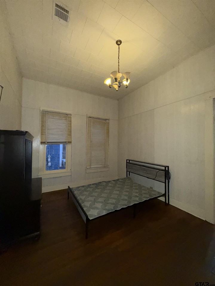 707 N John St #707 - Photo 7 of 13