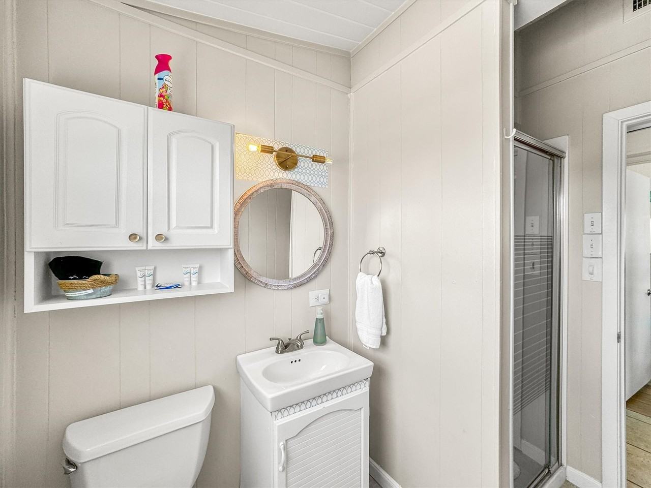 22022 Zachary Dr #22022 - Photo 4 of 40