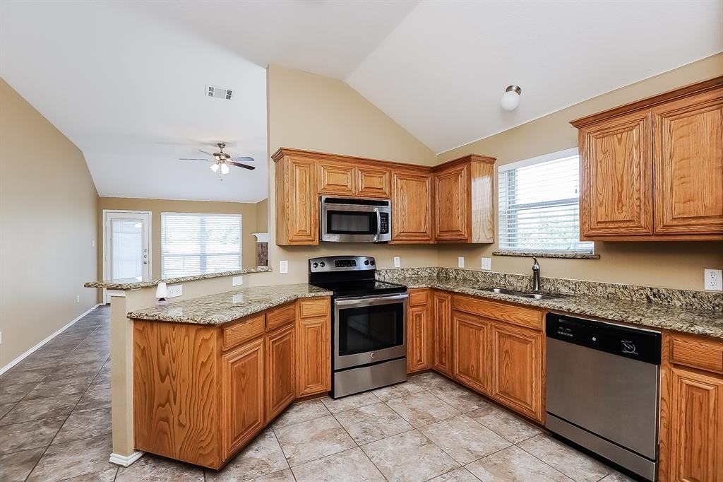 2705 Wildridge Ct #2705 - Photo 3 of 16