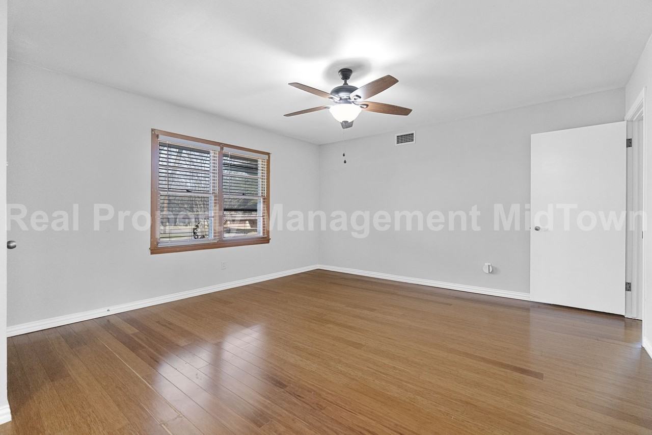 1500 Sherman St - Photo 4 of 22