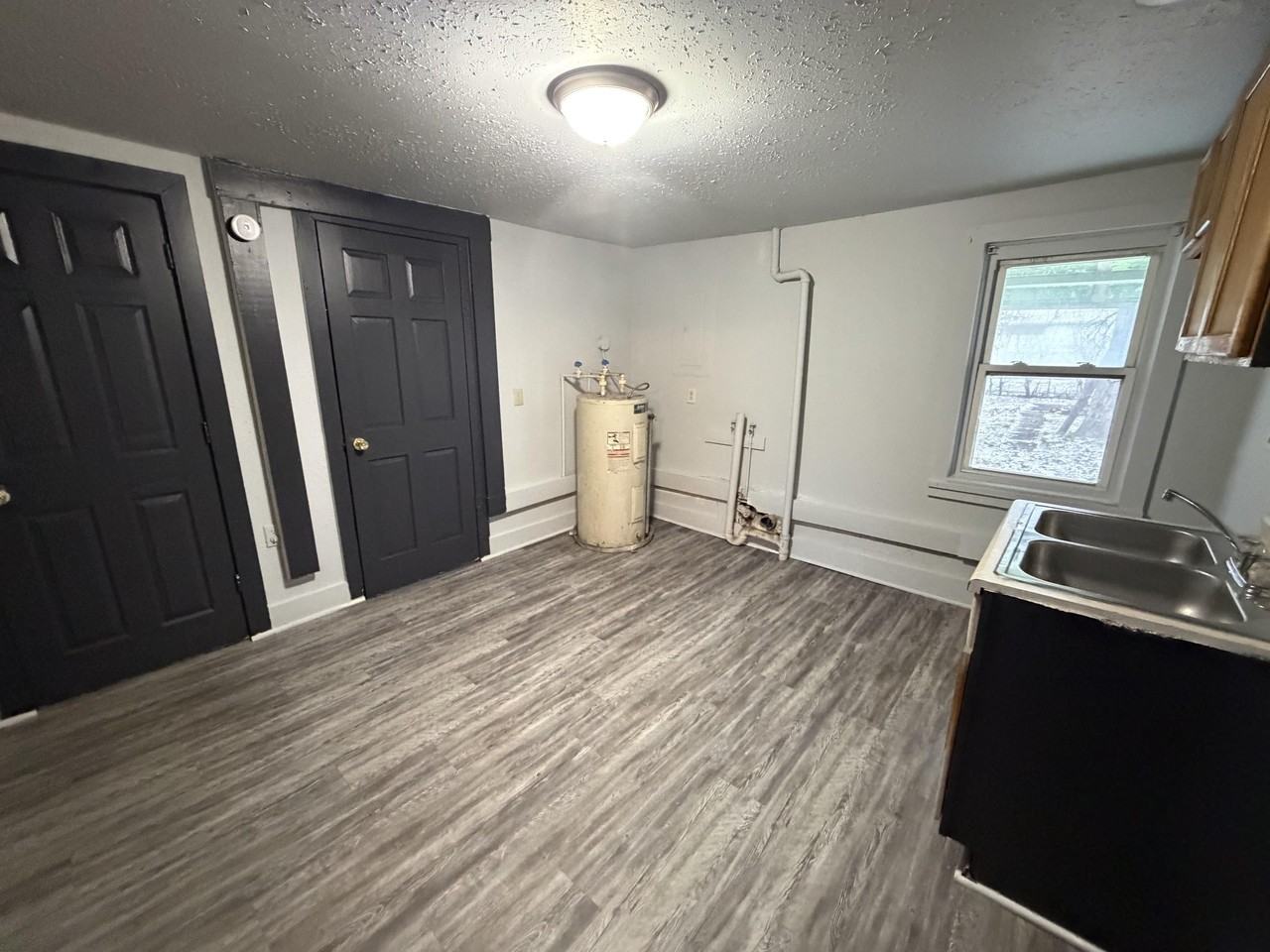 618 Porter St - Photo 2 of 13