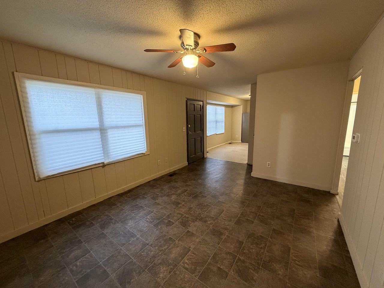 1016 Camaro Dr - Photo 7 of 13