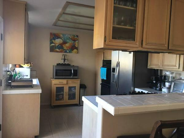 212 N Catalina Ave #B - Photo 6 of 20