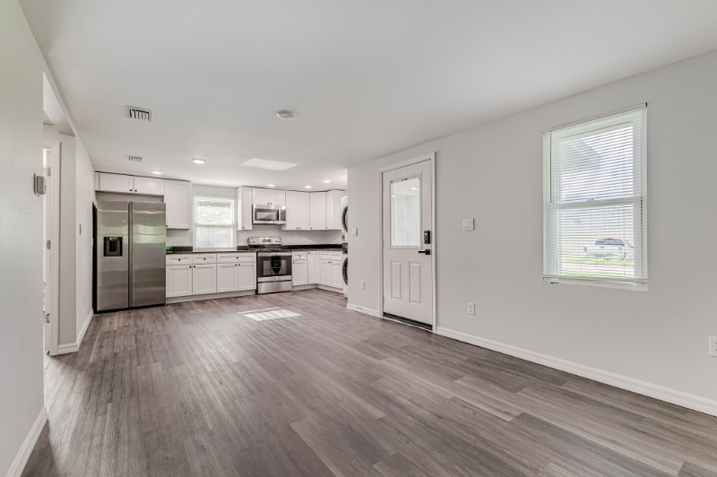 2222 E Peachtree St - Photo 6 of 20