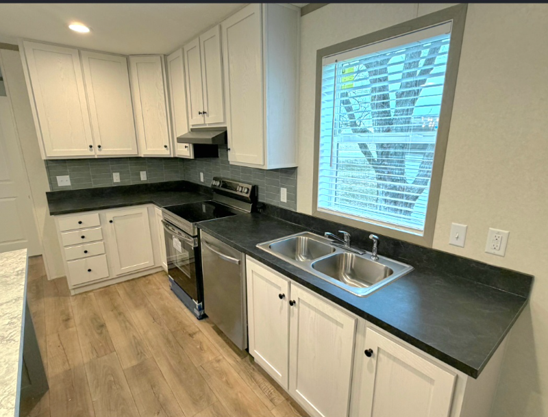 7145 S Meridian St #161 - Photo 6 of 17