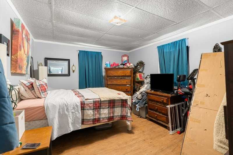 151 Franklin St #2L - Photo 6 of 9