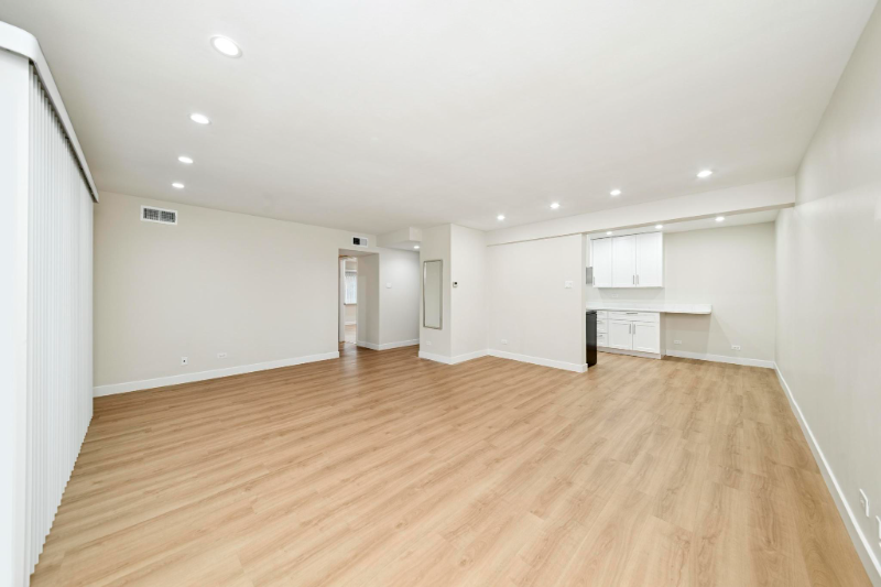 700 Perrie Dr #113 - Photo 4 of 20