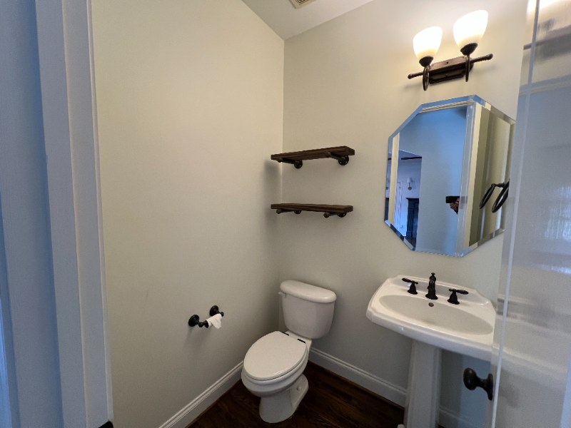 1096 Long Leaf Lake Dr - Photo 7 of 20