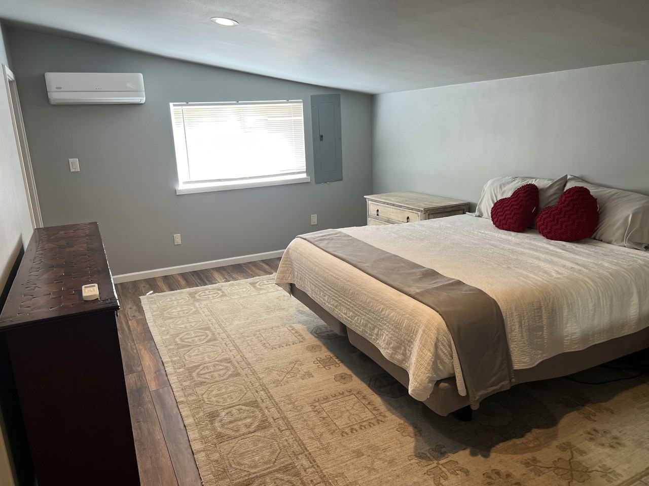 113 Mooney Cir #201 - Photo 2 of 6