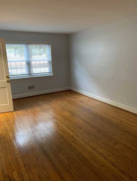 120 Cox Ave #6 - Photo 2 of 5