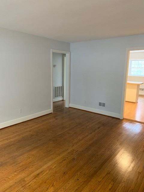 120 Cox Ave #6 - Photo 4 of 5