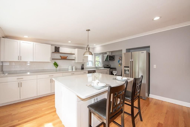 5 Crescent St - Photo 5 of 20