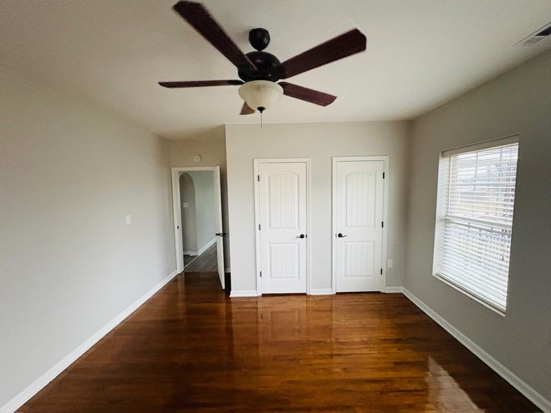 703 31st Ave E - Photo 6 of 15