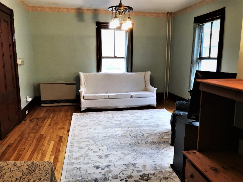 33 Middle St #1 - Photo 6 of 12