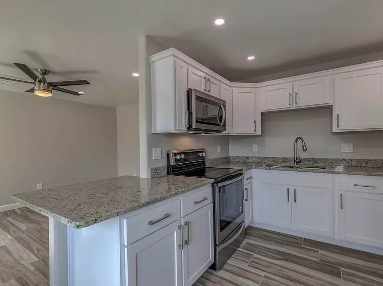 405 E Mohave Rd - Photo 2 of 23