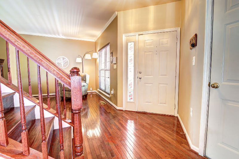 636 Nathan Pl Ne - Photo 2 of 13