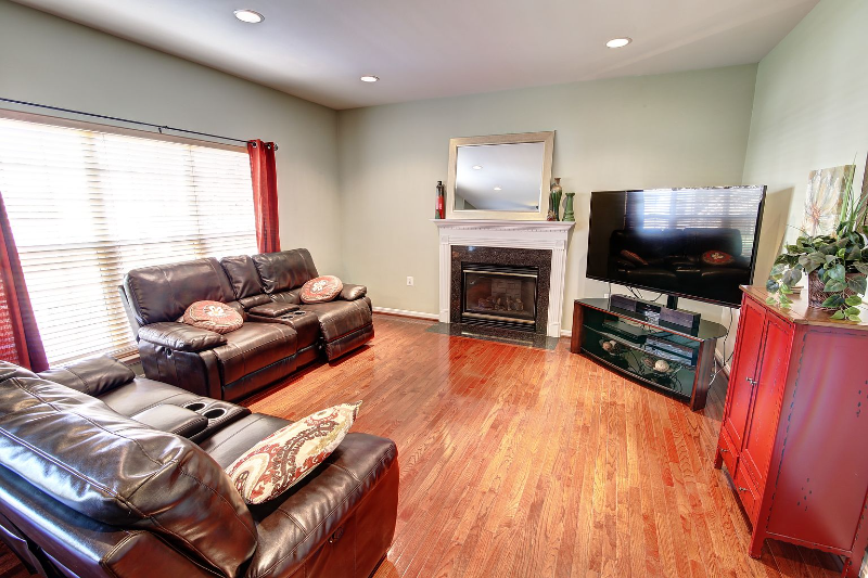 636 Nathan Pl Ne - Photo 4 of 13