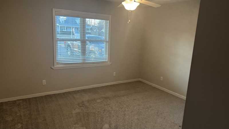 6001 Tabiatha Ln - Photo 6 of 17