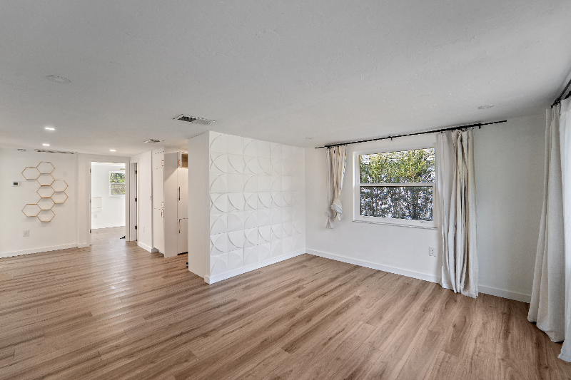 4526 S Lockwood Ridge Rd - Photo 3 of 23