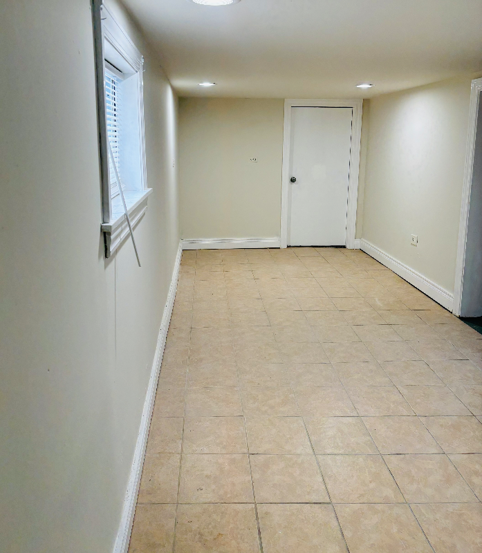 607 Oakton St #REAR - Photo 7 of 9